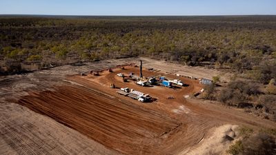 Anti-fracking group launches Supreme Court action against the NT government's approval of Beetaloo Basin exploration plan