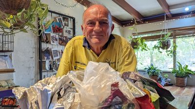 Perth's 'best household recycler' Gerry Lavell hasn't taken his garbage out for years