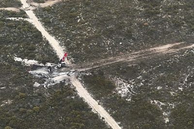 Pilots walk away from 737 crash in Australia