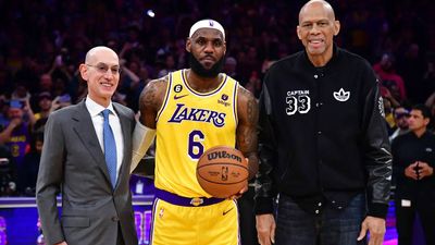 LeBron James surpasses Kareem Abdul-Jabbar to become NBA's all-time leading scorer