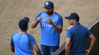 Real Test: India eye summit clash, Australia seek revenge