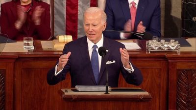 Confident Biden highlights strength of US economy in State of the Union speech
