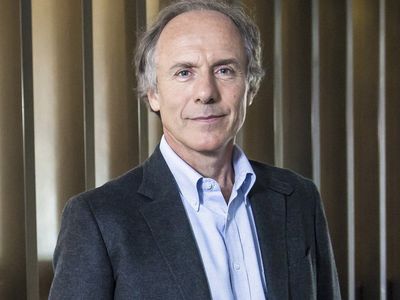 Finkel calls for hydrogen strategy refresh to focus on value-adding