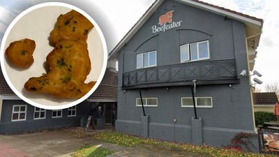 Diners served patriotic cauliflower wing shaped like UK