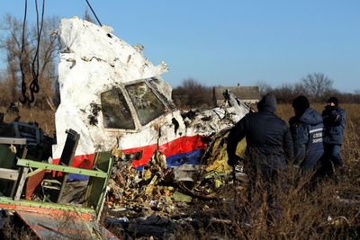 ‘Strong indications’ Putin supplied missile that downed MH17, say investigators