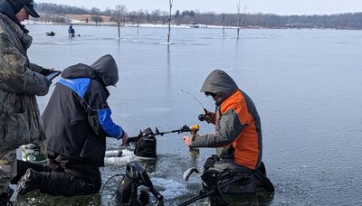 Jim Kopjo delivers an impromptu ice-fishing class