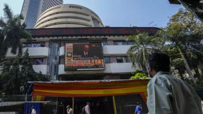 Sensex rebounds 377 points, Nifty closes above 17,850 as RBI slows down rate hike