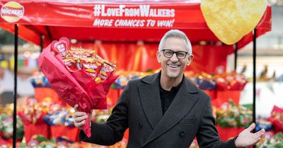 Gary Lineker mans flower stall ahead of Valentine's Day - offering bouquets of crisps