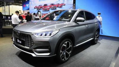 China: Nearly 6 Million Plug-In Cars Were Sold In 2022
