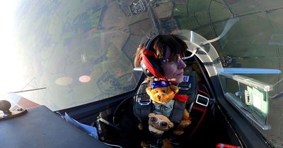 Pair of teddy bears flying around the world to raise money for charity