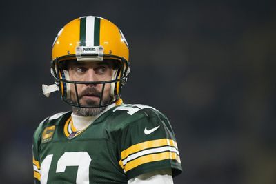 Aaron Rodgers says he's going on a 'darkness retreat.' What the heck is that?