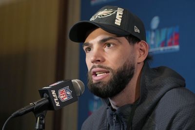 Dallas Goedert has high praise for Travis Kelce but knows he’s right up there with Chiefs TE