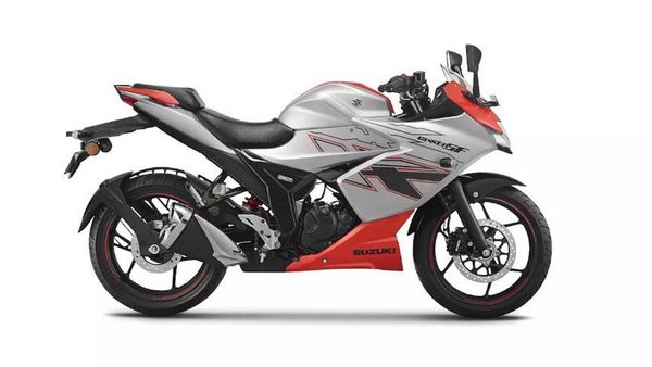 2023 yzf r25 millas por galón