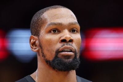 Kevin Durant traded to Phoenix Suns in blockbuster deal before NBA deadline