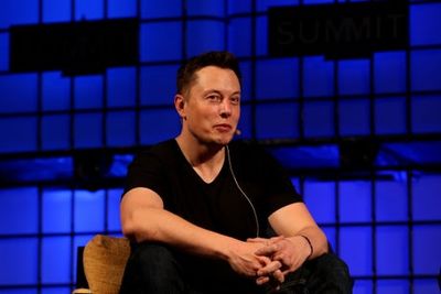 Elon Musk admits ‘multiple issues’ across Twitter after message glitch