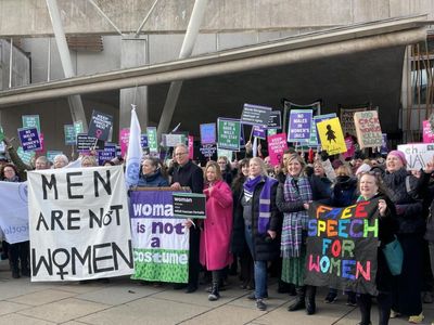 Protests held at Holyrood over transgender prisoners row