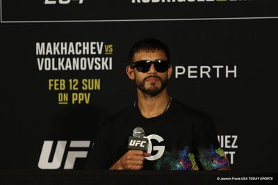 Yair Rodriguez will consider himself true champion if Alexander Volkanovski stays at lightweight