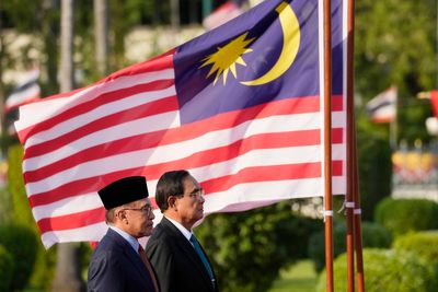 Malaysian PM vows to help Thailand solve southern violence