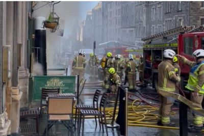 Firefighters on Edinburgh Royal Mile as nine fire engines sent to tackle blaze