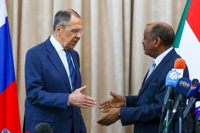 Russian FM, Sudan's military leaders kindle ties in Khartoum