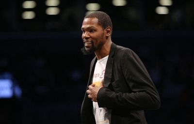 Kevin Durant is switching back to No. 35 and fans were so thrilled to see it