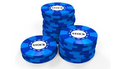 2 Blue Chip Stocks to Watch in February 2023