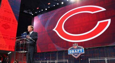 Adam Schefter says Bears will get ‘unbelievable offers’ for 2023’s No. 1 pick