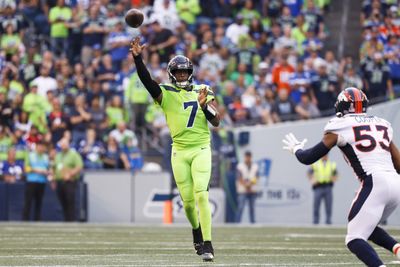 Geno Smith of Seahawks earns NFL Comeback Player of Year honors