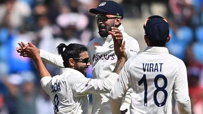 Ravindra Jadeja applied pain-relief cream on finger, Team India tells match referee: Report
