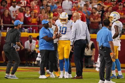 Chargers QB Justin Herbert details injuries during 2022 season