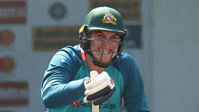 1st Test: Australia batter Matthew Renshaw cleared after scans on knee, returns to field