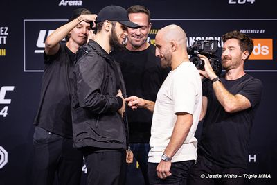 UFC 284 video: Islam Makhachev, Alexander Volkanovski test each other’s muscles at faceoff