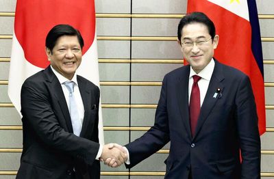Japan, Philippines to step up defense cooperation