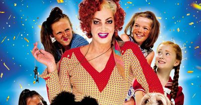 Hit musical Annie coming to Manchester with Craig Revel Horwood direct from West End