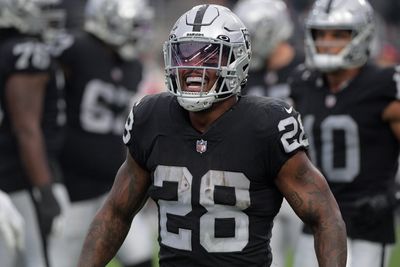 Josh Jacobs says if Raiders get right QB in place he may ‘come back for less’