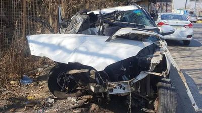 2 of family killed, 2 injured as car hits divider on Mumbai-Ahmedabad national highway in Maharashtra's Virar