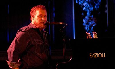 John Grant review – uncanny beauty with jagged edges
