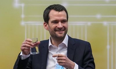 German call for English to be second official language amid labour shortage