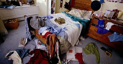 Fed-up dad's incentive to bribe his kids to clean room hilariously backfires