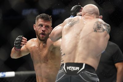 Calvin Kattar admits watching Yair Rodriguez vs. Josh Emmett will be hard: ‘I should be in there that night’