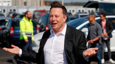 Elon Musk Expects Tesla To Be Worth More Than Saudi Aramco & Apple Combined By 2030
