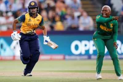 Sri Lanka hail 'superstar' teen Gunarathne in T20 World Cup shock