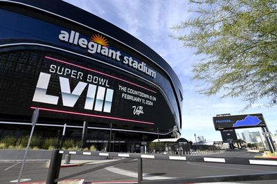 Which cities will host the Super Bowl in 2024, 2025?