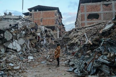 Turkey-Syria earthquake death toll expected to double as fatalities exceed 25,000, UN aid chief says