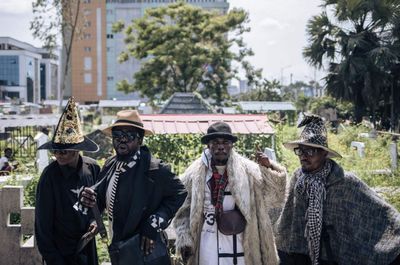DR Congo dandies honour fallen icon