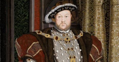 King Henry VIII spotted with Greggs Steak Bake 'proves time travel is real'