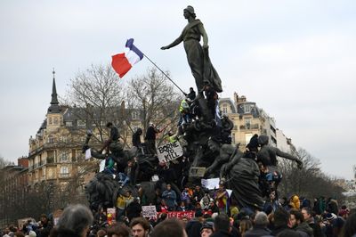 New pension protests in France, unions vow to ramp up strikes