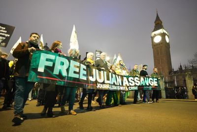 Campaigners stage ‘night carnival’ to call for release of Julian Assange