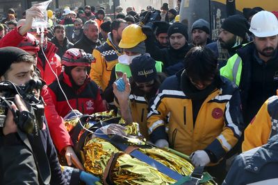 Turkey and Syria rescuers persist as death toll passes 28,000