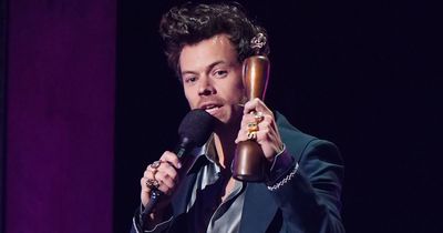 Harry Styles fans 'shaking' as singer talks about One Direction at Brit Awards